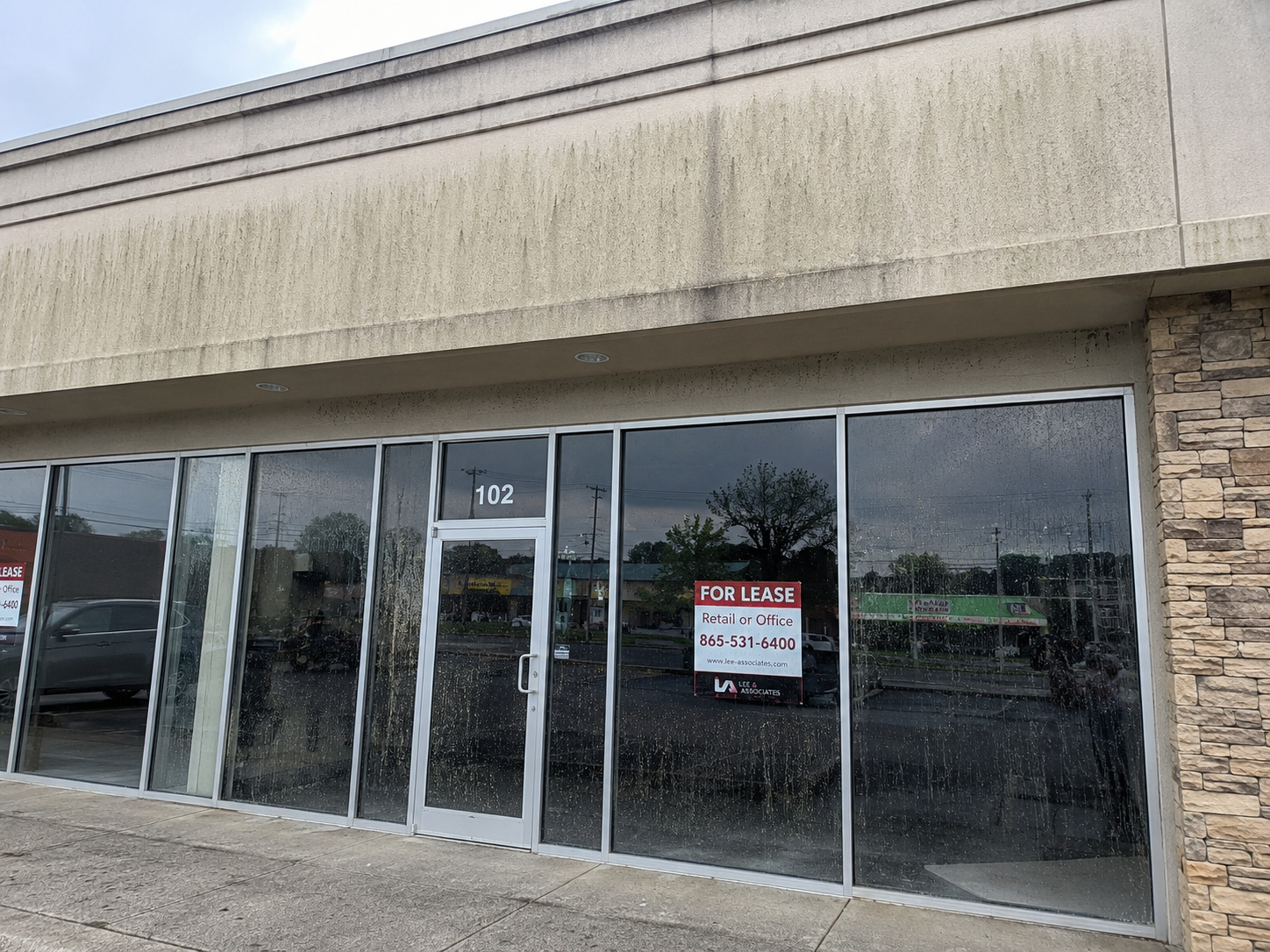 Before commercial exterior cleaning